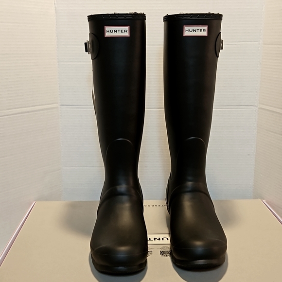 (NWT) TALL HUNTER BOOTS - Picture 3 of 9